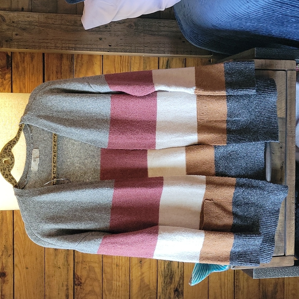 Sweater cardigan size small